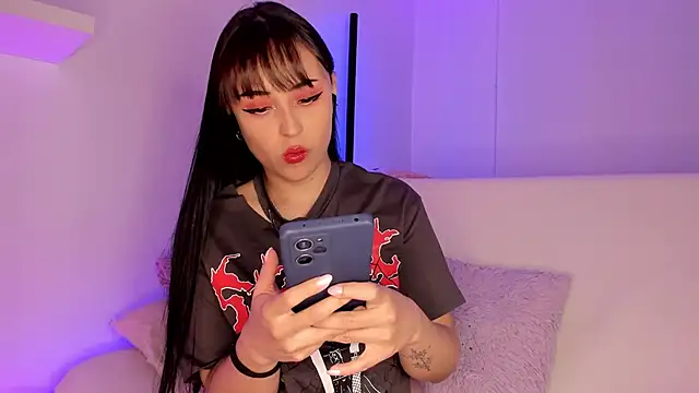 Gloomydoll online show from 12.10.24