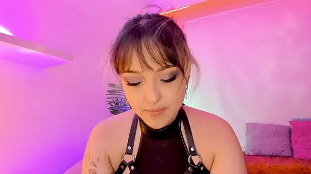 Gloomydoll online show from 11.06.25