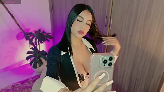 LindseyMoss online show from 12.20.25