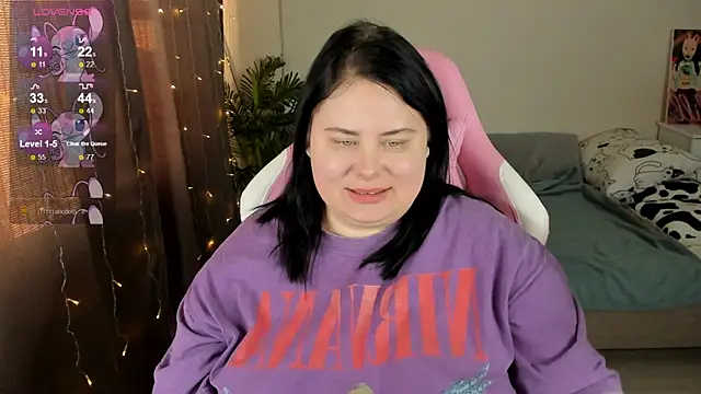 Akemi BBW online show from 11.24.25