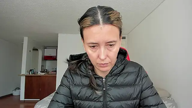 zoe jeane beker online show from 03.15.26