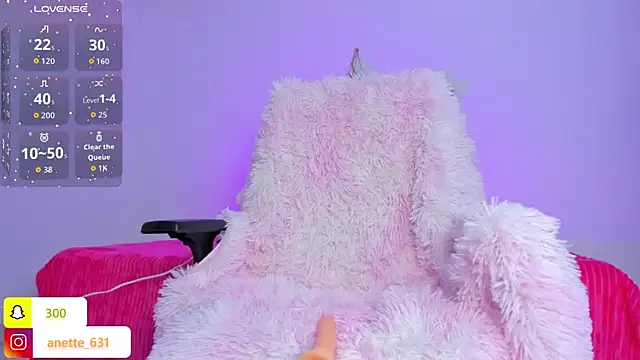 Anette  online show from 09.24.25