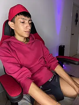 Snapshot of DereckCooperr chatting on 02.03.26 DereckCooperr online show from 02.03.26