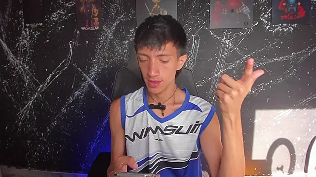 Snapshot of DereckCooperr chatting on 02.03.26 DereckCooperr online show from 02.03.26