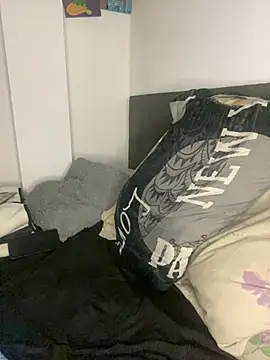 Snapshot of DereckCooperr chatting on 02.21.26 DereckCooperr online show from 02.21.26