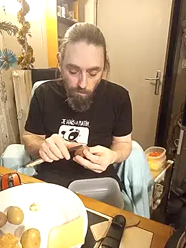 teekoine1 online show from 01.05.25