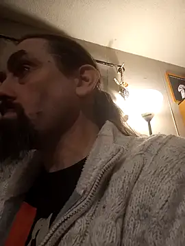 teekoine1 online show from 10.30.25