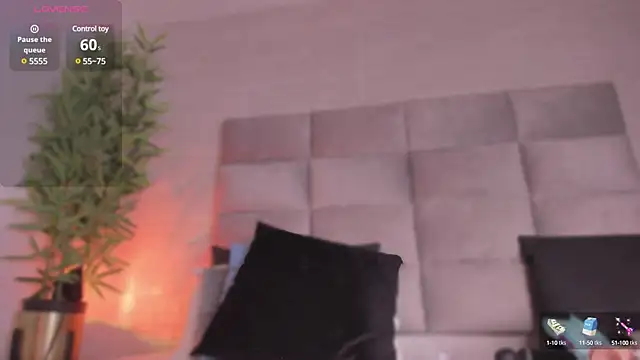 mia crawford online show from 02.05.25