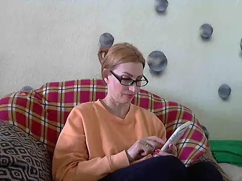 Jillian Pattie online show from 03.12.25