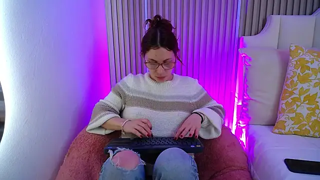 Katy Van online show from 06.03.26