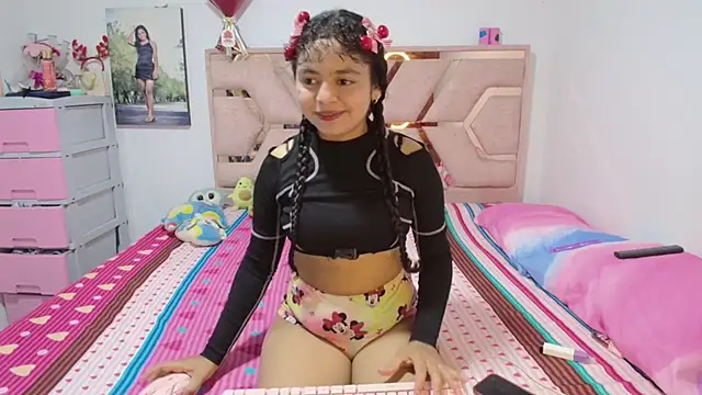 Winnifer Gonzal online show from 04.25.26