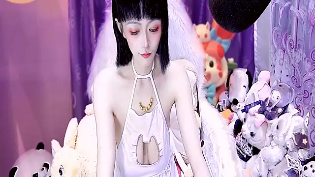 Snapshot of kumamon- chatting on 12.21.25 kumamon- online show from 12.21.25