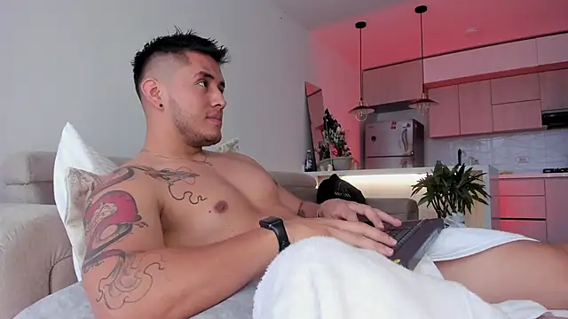 Snapshot of Chriskyle_ chatting on 01.30.25 Chriskyle online show from 01.30.25