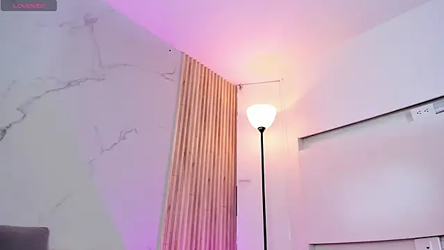 AdammClark1 online show from 12.12.24