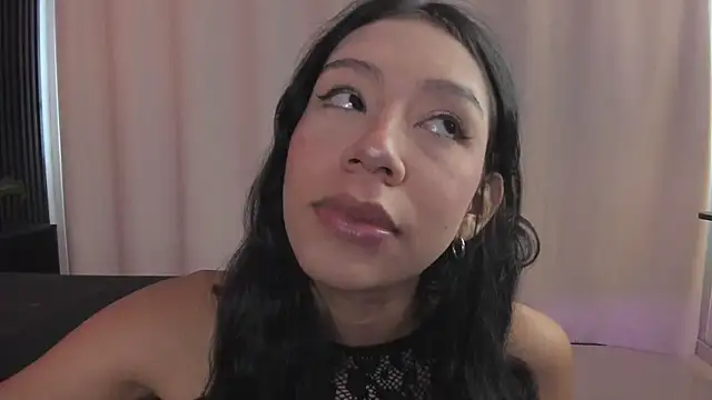 AdammClark1 online show from 11.18.25