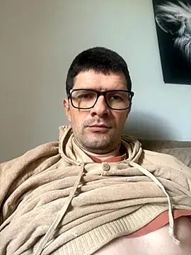 Snapshot of Juliano2289 chatting on 09.25.25 Juliano2289 online show from 09.25.25