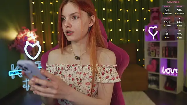 Katy  Ethereal online show from 09.18.25