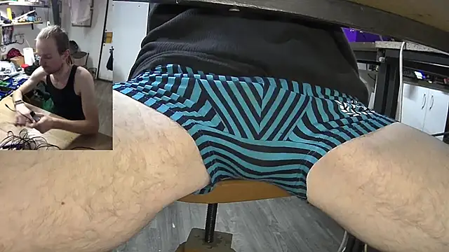 Snapshot of Happy_Michal chatting on 12.19.24 Happy Michal online show from 12.19.24