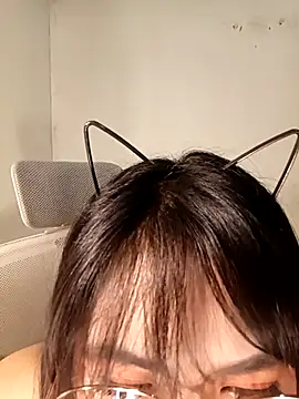Snapshot of Chall_mee chatting on 03.27.26 Chall mee online show from 03.27.26