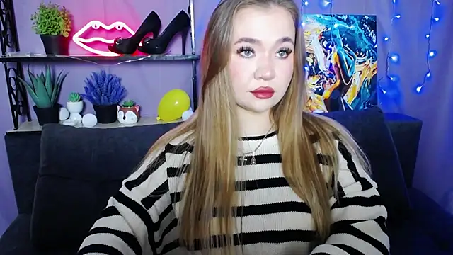 Snapshot of StacyYellig chatting on 01.20.25 StacyYellig online show from 01.20.25