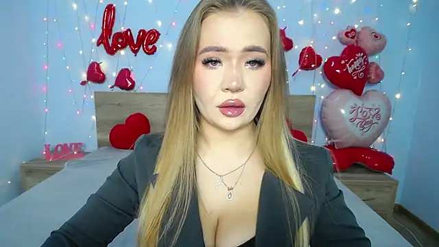 Snapshot of StacyYellig chatting on 02.17.25 StacyYellig online show from 02.17.25