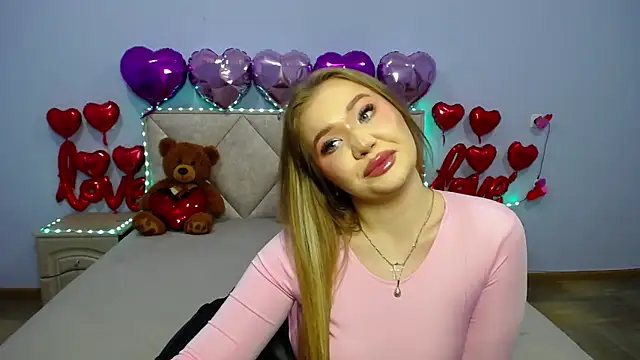 Snapshot of StacyYellig chatting on 03.06.25 StacyYellig online show from 03.06.25