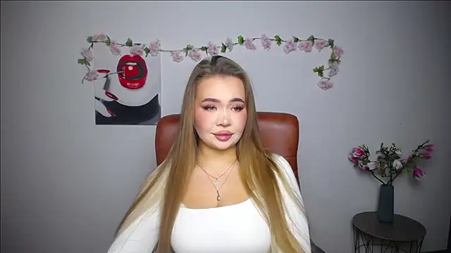 Snapshot of StacyYellig chatting on 02.08.26 StacyYellig online show from 02.08.26