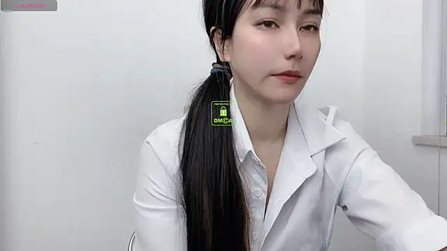 Snapshot of LIsha--170 chatting on 02.20.25 LIsha--170 online show from 02.20.25