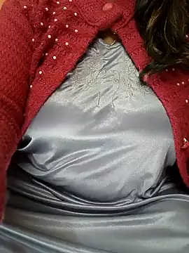 CUTE SOPHIA- online show from 12.26.24