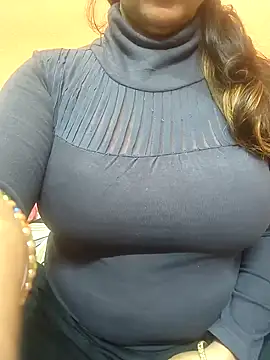 CUTE SOPHIA- online show from 01.05.25