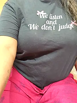 CUTE SOPHIA- online show from 12.04.25