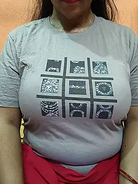 CUTE SOPHIA- online show from 04.24.26