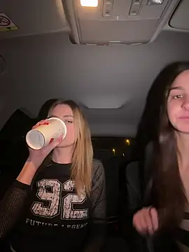 Snapshot of EvieEvans chatting on 03.20.25 EvieEvans online show from 03.20.25