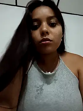 Snapshot of stefanie010 chatting on 12.20.24 stefanie010 online show from 12.20.24