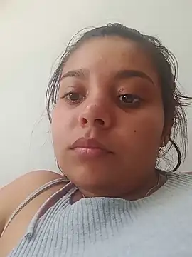 Snapshot of stefanie010 chatting on 12.27.24 stefanie010 online show from 12.27.24