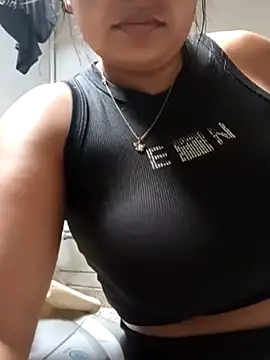 stefanie010 online show from 12.03.25