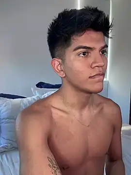 santiago 01 online show from 01.18.25