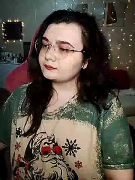 Snapshot of DenisHailey chatting on 02.23.25 DenisHailey online show from 02.23.25