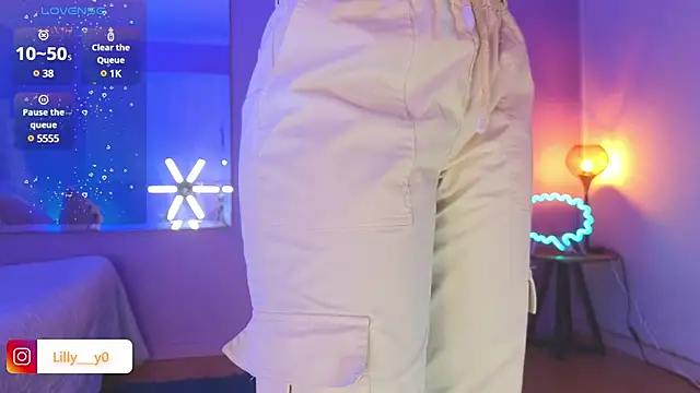 LillyDolls23 online show from 01.24.25