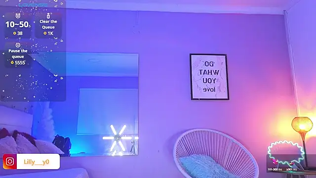 LillyDolls23 online show from 01.25.25