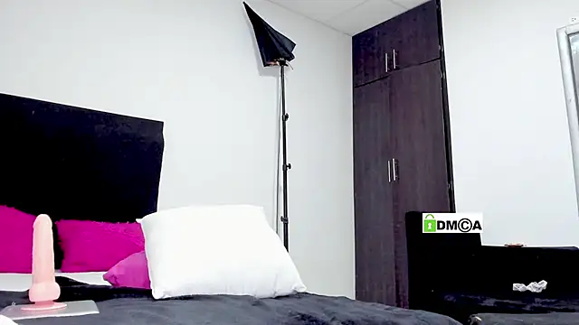 Scarlette1312 online show from 01.08.25