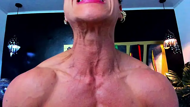 Snapshot of Khloe_Rossich chatting on 03.19.25 Khloe Rossich online show from 03.19.25