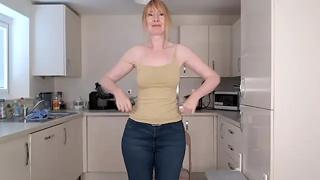 British Goddess Anna online show from 07.19.26