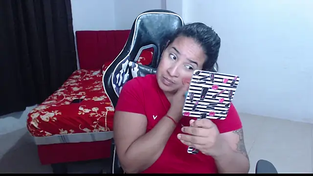 Snapshot of KathyHardcore69 chatting on 10.08.25 KathyHardcore69 online show from 10.08.25