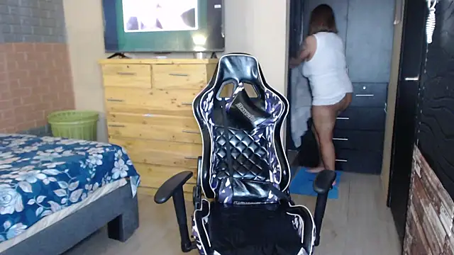 KathyHardcore69 online show from 02.27.26