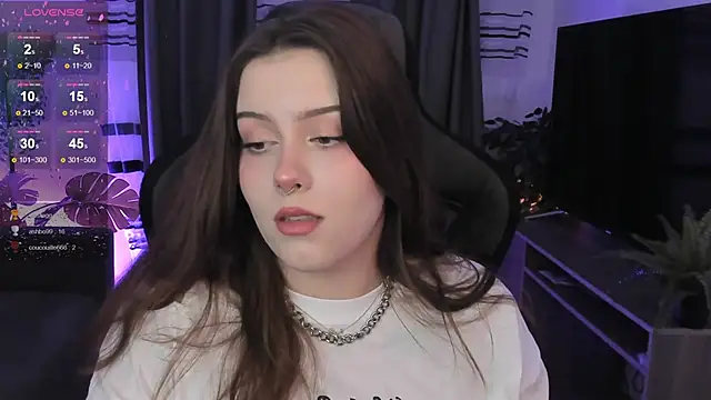 CoralineKeyns online show from 02.25.25