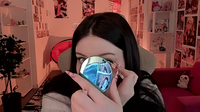 CoralineKeyns online show from 02.06.26