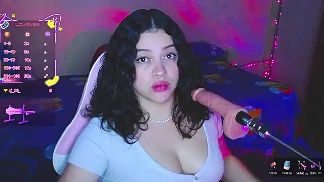 kim saenz20 online show from 11.13.25