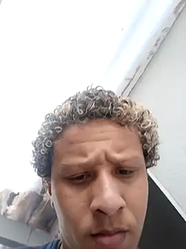 Snapshot of Nicolaskribeiro chatting on 11.14.25 Nicolaskribeiro online show from 11.14.25