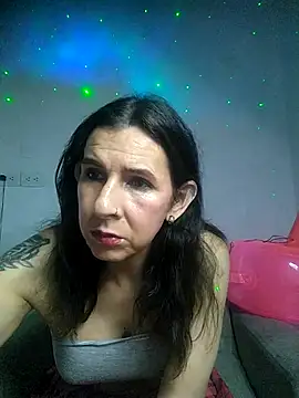 Cameron puppy online show from 12.19.25